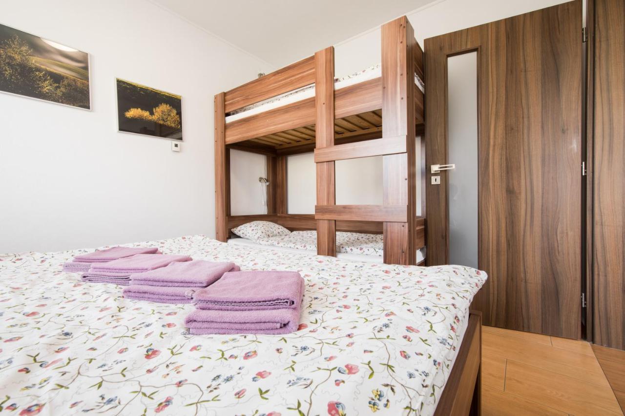 Apartmany Butterfly Bešeňová Eksteriør billede